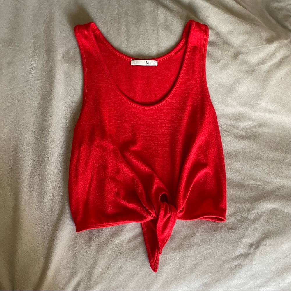Wilfred free Betsy Tank